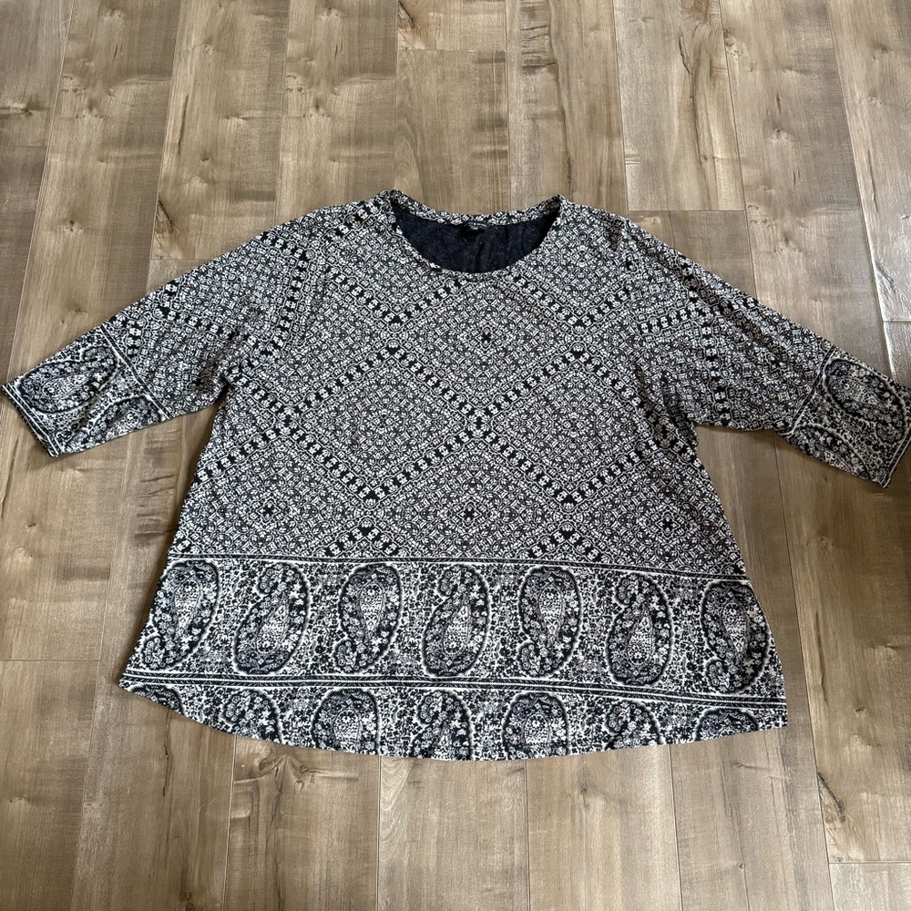 Lucky Brand 3/4 Sleeve Shirt Blouse Medium Black White Pattern Ditsy Floral Top